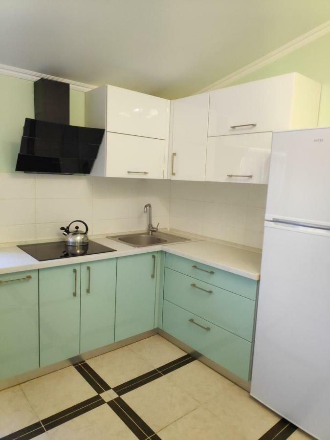 Chiernomorskie Apartamenty Odessa Exterior foto