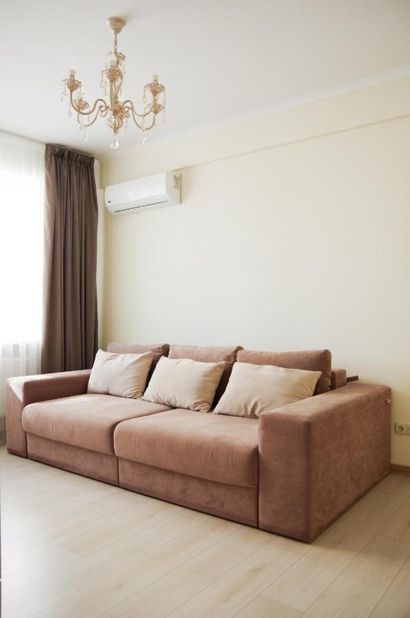 Chiernomorskie Apartamenty Odessa Exterior foto